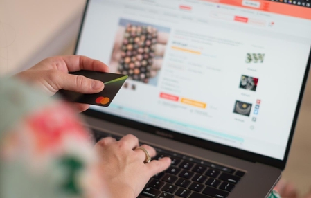 Pós-pandemia, vendas de pequenas e médias empresas pela internet crescem 1.200%