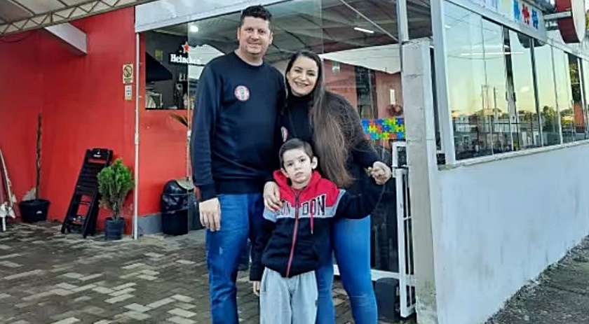 Pais criam 1º restaurante adaptado para crianças autistas do Brasil
