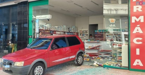 Traição com o chefe teria motivado ‘ato de fúria’ em destruição de farmácia em SC