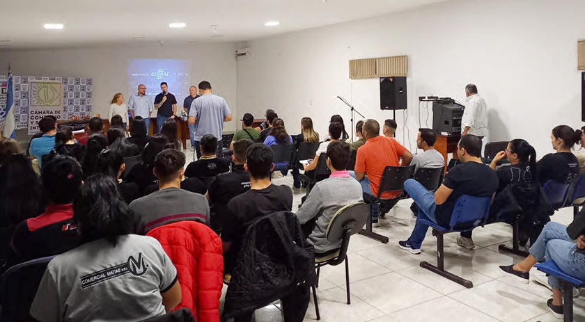 Sebrae/PR capacita empresários brasileiros e argentinos na fronteira