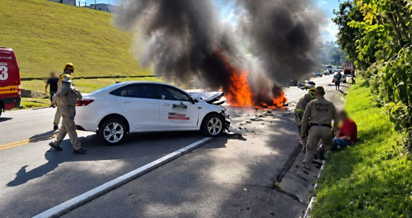 Uma pessoa morre em acidente envolvendo carro da Prefeitura de Seara na BR-470