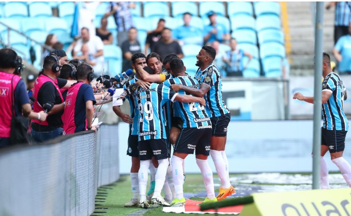 Vamos com tudo! Diego Costa brilha contra o Brasil de Pelotas