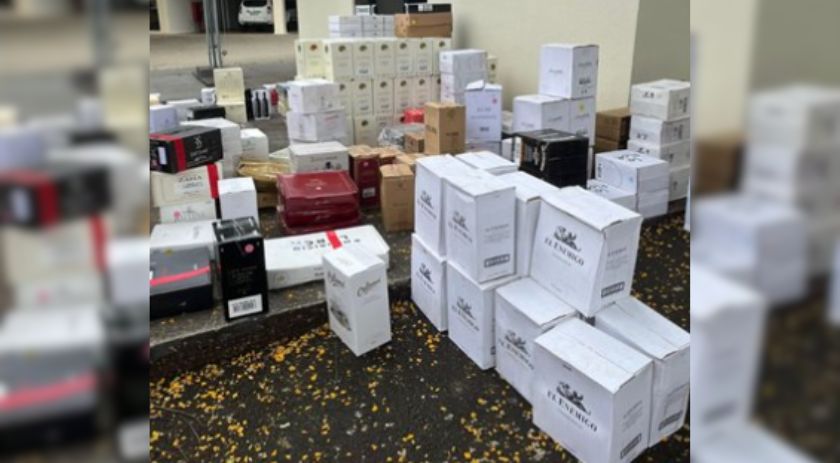 Polícia Militar apreende carga de vinho argentino