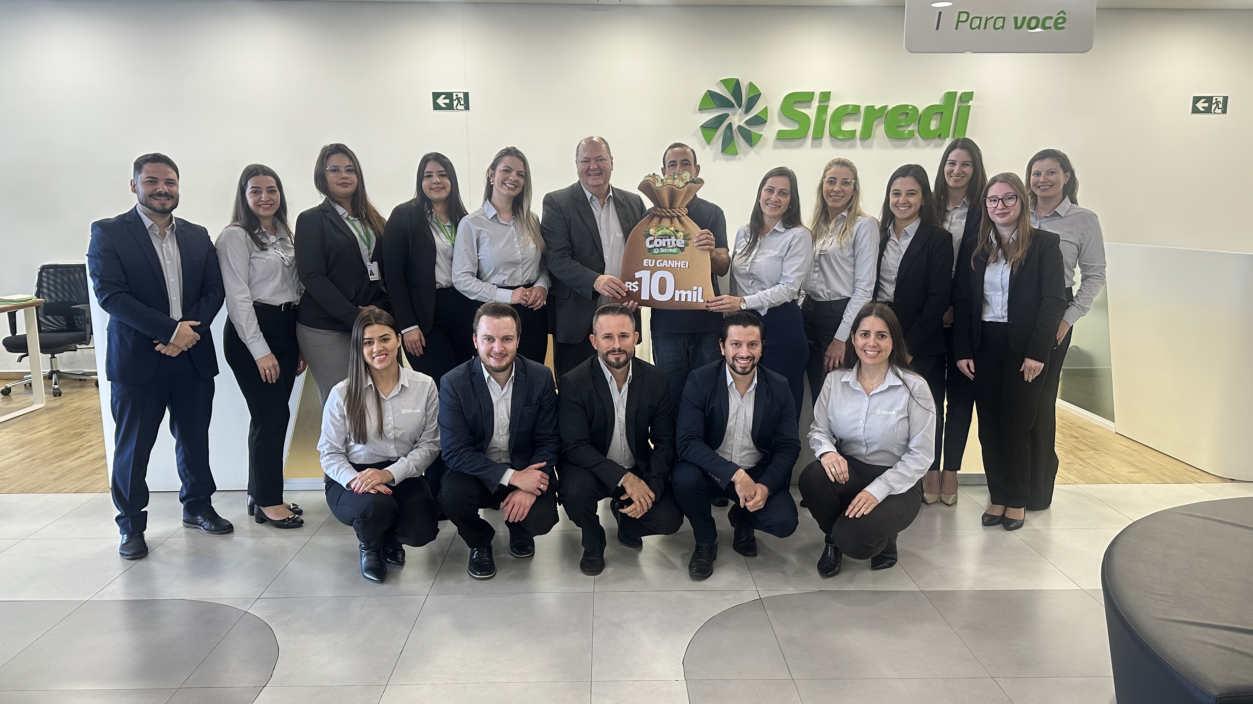 Áureo da Silva Figueiro é contemplado com R$ 10 mil em campanha do Sicredi