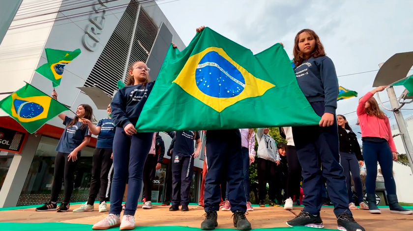 Semana da Pátria inicia com patriotismo e apresentações culturais
