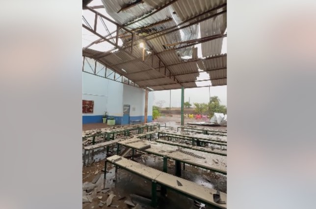 Temporal causas estragos em vários municípios