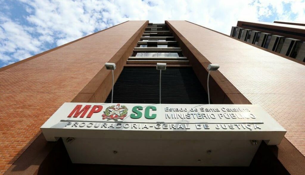 Homens são condenados por drogar e estuprar adolescentes