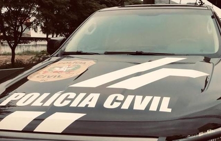 Mulher foragida por envolvimento com tráfico de drogas em Faxinal dos Guedes é presa no PR