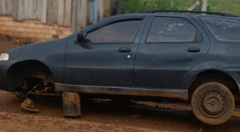 Polícia Militar inicia recolha de veículos em estado de abandono