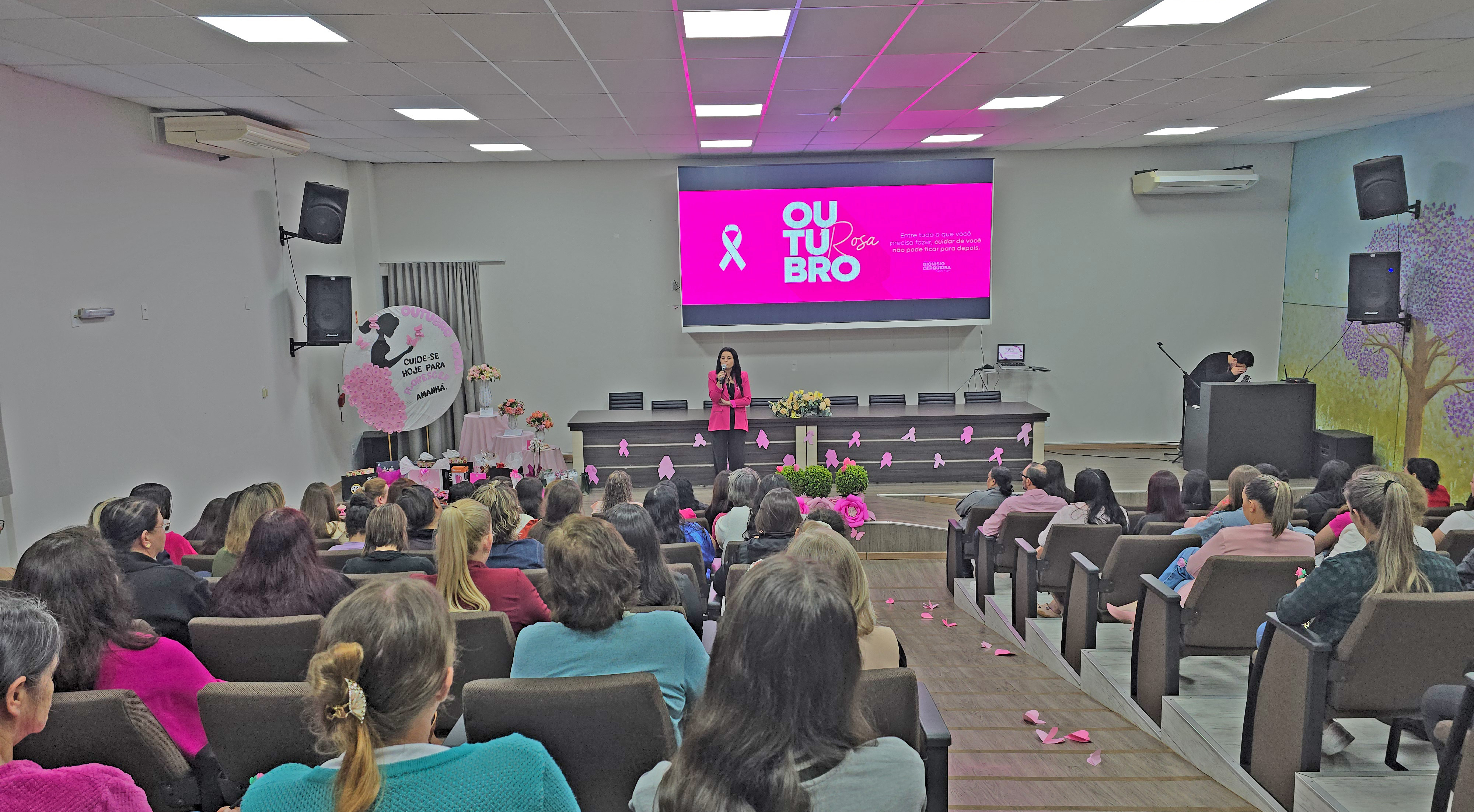 “Noite para Elas” promove acolhimento, informação e conscientização durante o Outubro Rosa