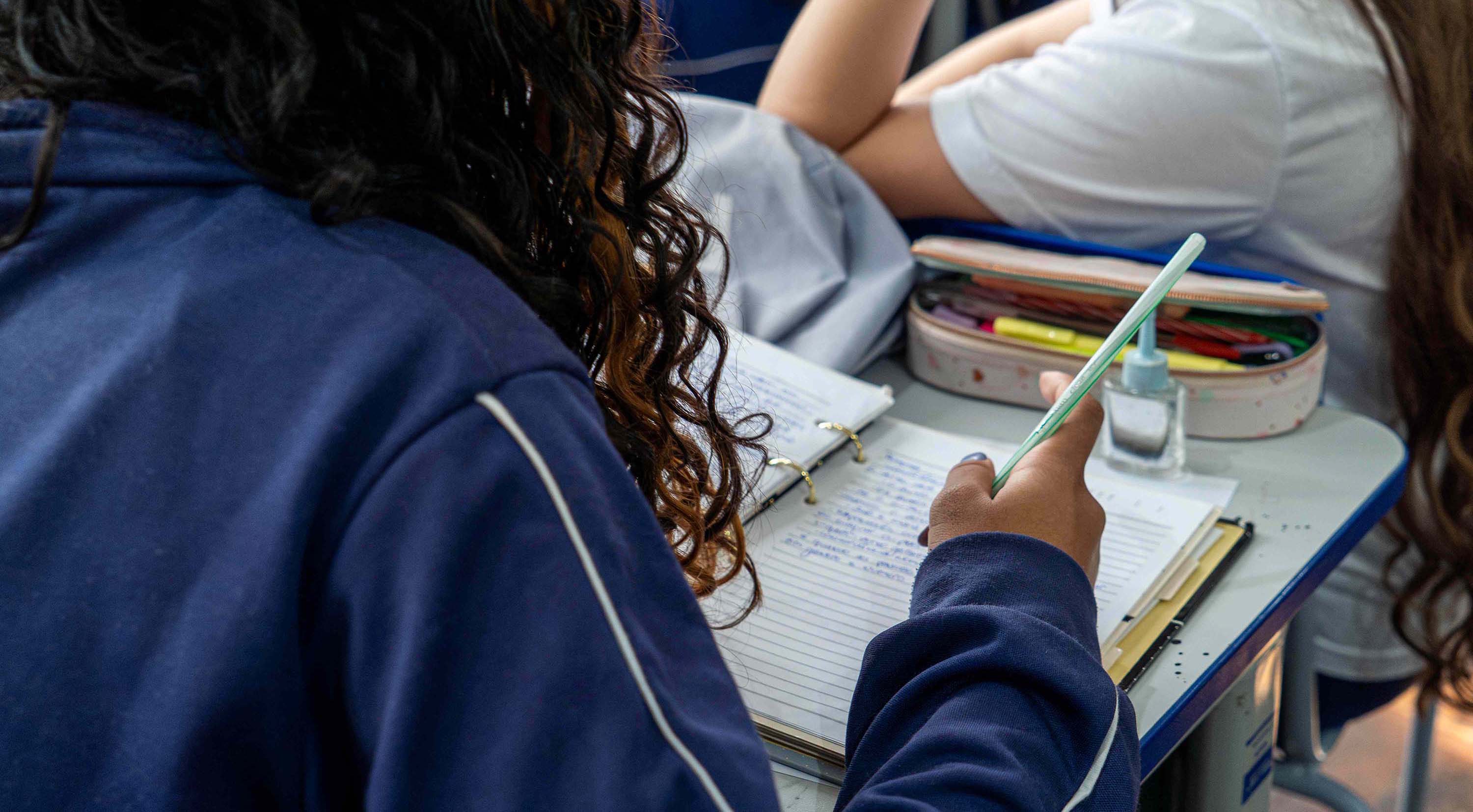Professores apontam possíveis temas para a redação do Enem 2026