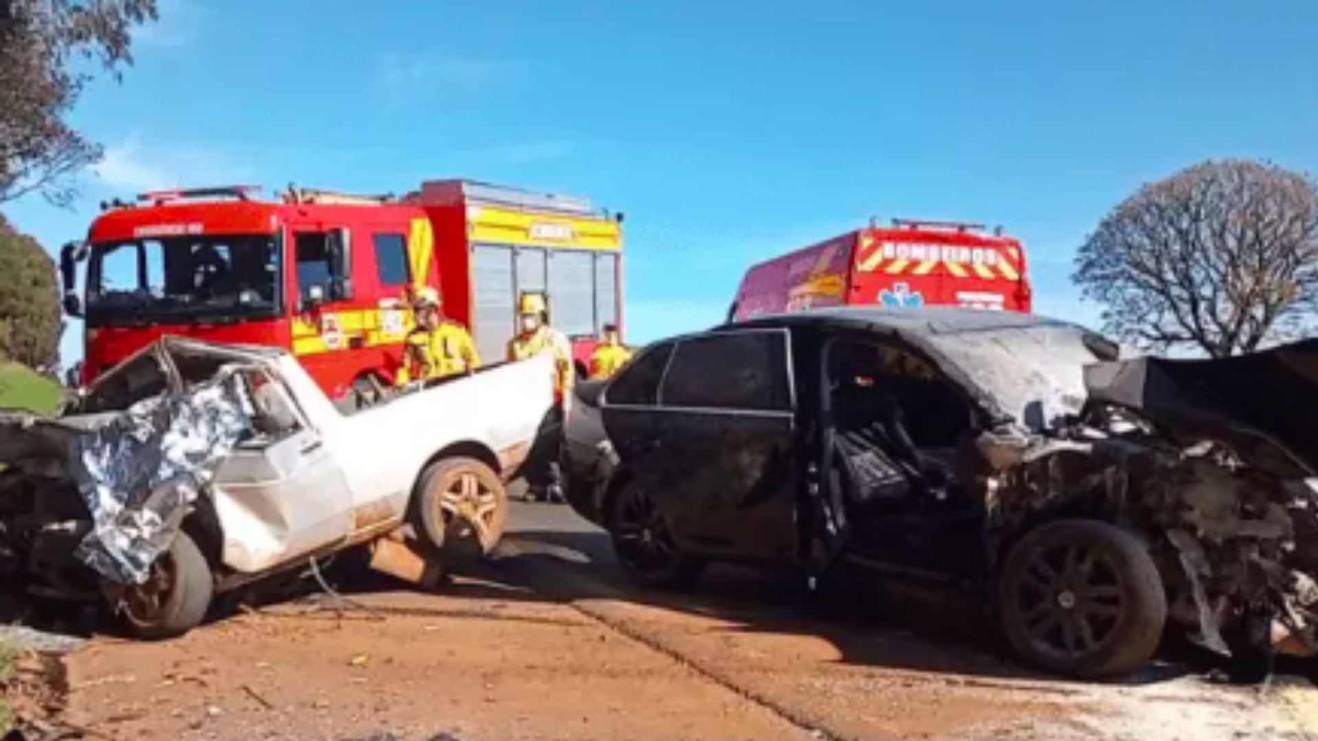 Duas pessoas morrem em grave acidente na BR-282