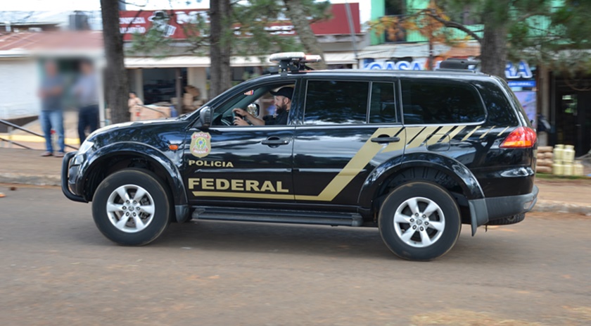 Operação contra o contrabando de milho é realizada pela Polícia Federal