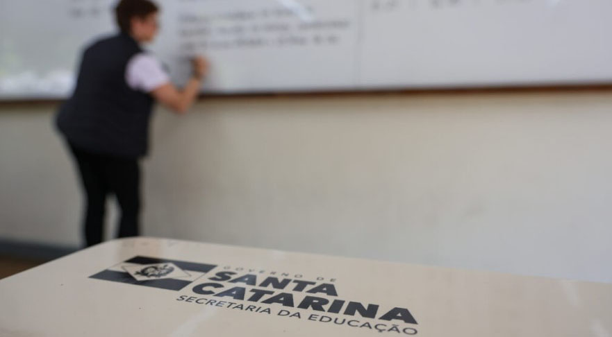 Santa Catarina abre concurso da Educação com até 10 mil vagas e inscrições a partir de 30 de março