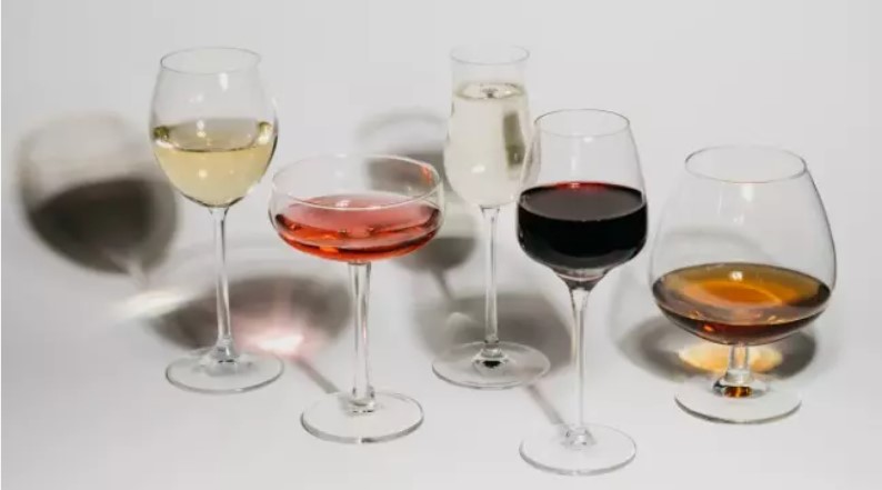 Sextou! Descubra a bebida alcoólica com mais benefícios