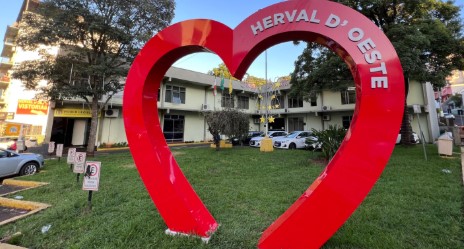Servidora suspensa por fraudar o próprio salário em Luzerna é nomeada para cargo comissionado na Prefeitura