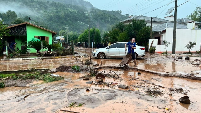 Após Chapecó, Xanxerê também adota município gaúcho para auxiliar na reconstrução da cidade