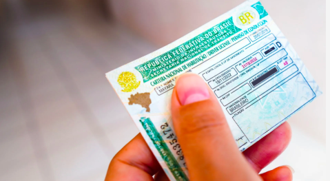 Comissão aprova volta do exame médico obrigatório na renovação da CNH