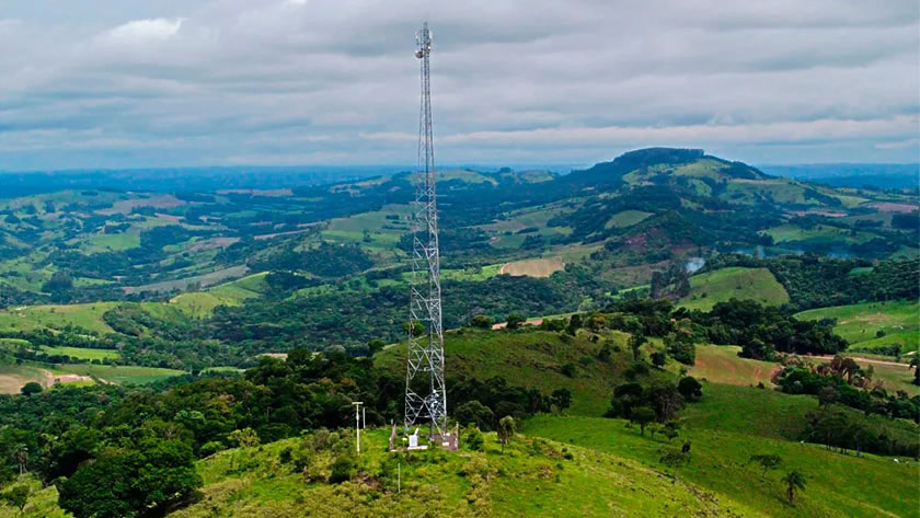 Expansão da internet no campo gera aumento de R$ 2 bilhões no PIB do Paraná