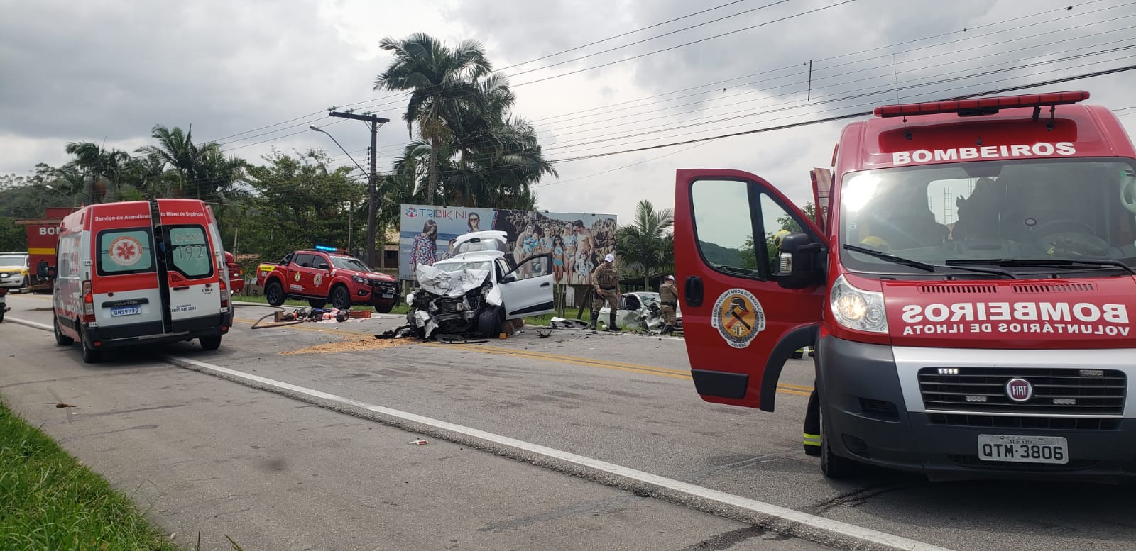 Mulher não sobrevive após grave colisão em SC