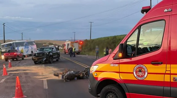 Motociclista morre em colisão frontal com caminhonete na SC-480