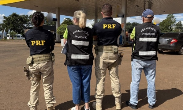 Preços abusivos nos combustíveis: 38 postos são autuados em megaoperação do Procon em SC