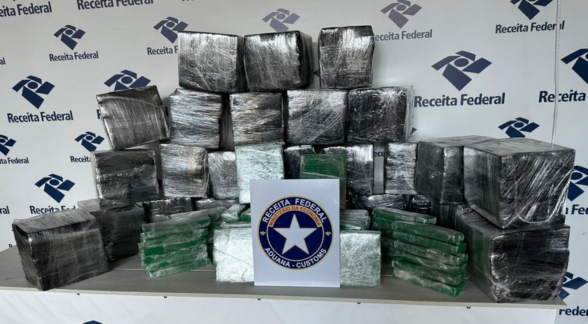 Receita Federal apreende 610 Kg de maconha em transportadora de Maringá
