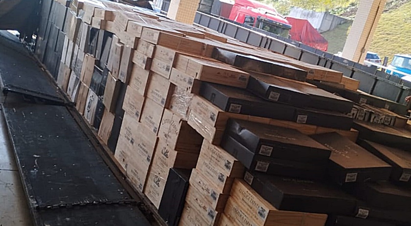 Polícia Militar  realiza maior apreensão de vinhos da história