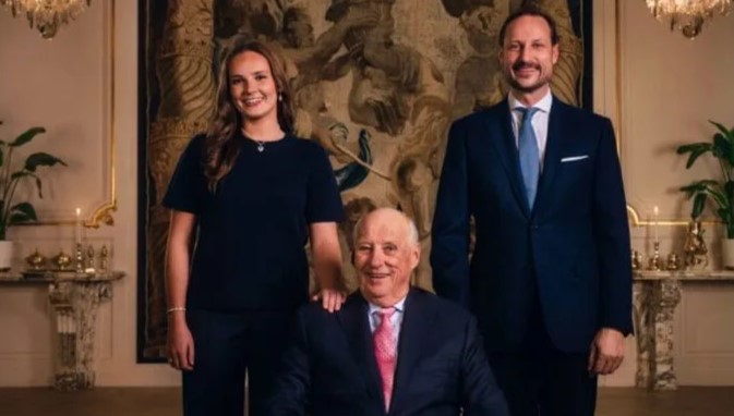 Rei Harald V, da Noruega, tem estado de saúde classificado como “extremamente grave”