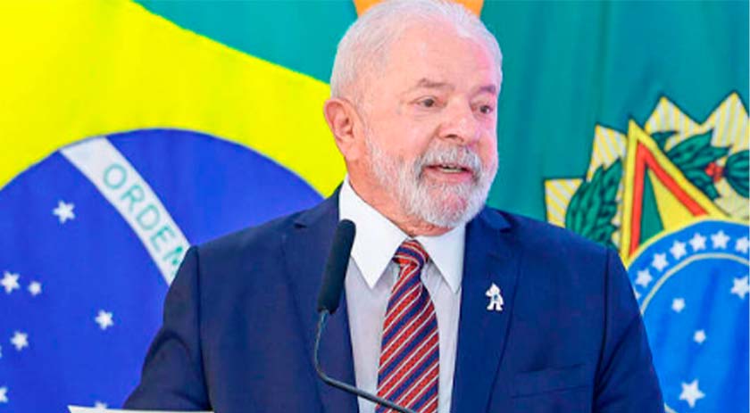 Casa Branca critica Lula e diz que Brasil está 'papagueando' propaganda
