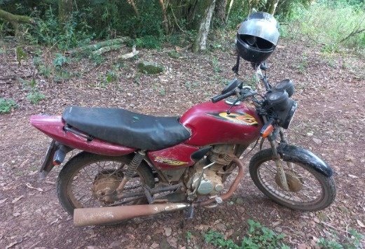 Polícia Militar recupera motocicleta furtada