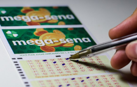 Mega-Sena acumula novamente e prêmio estimado chega a R$ 100 milhões