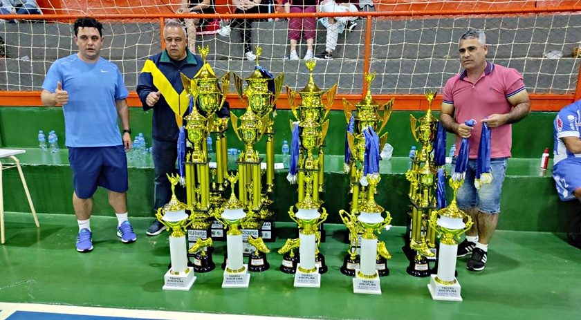 Barracão - Em noite de gala foram conhecidos os campeões do Campeonato Municipal de Futsal