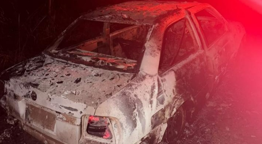 Homem é preso após incendiar casa e veículo da família no interior do Oeste Catarinense