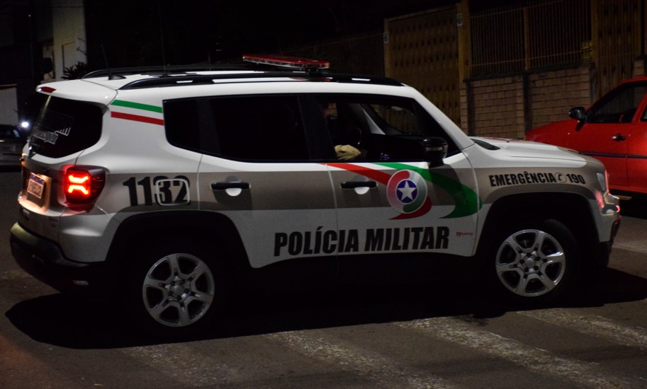Homem é preso por roubo em residência na Linha São Paulo