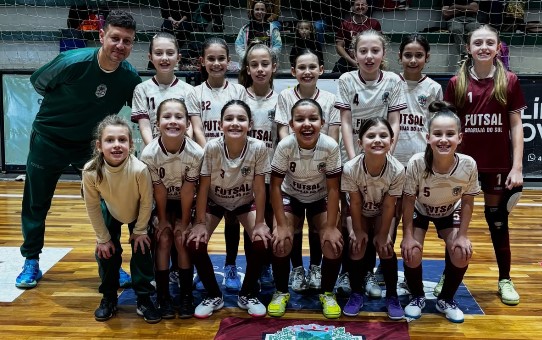 Guarujá do Sul termina primeira fase do Estadual Sub-10 com a melhor campanha