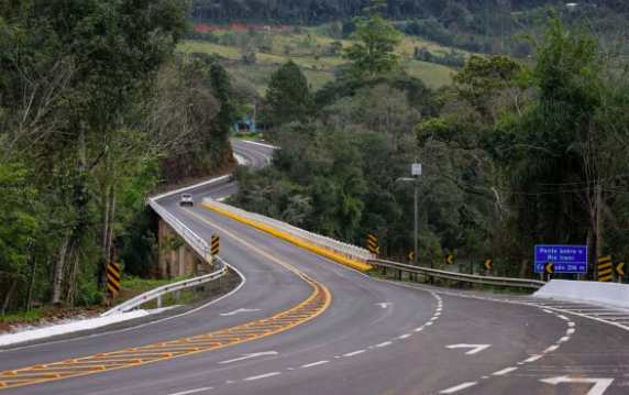 Santa Catarina investiu R$ 3,5 bilhões em 100 obras nas rodovias estaduais em 2 anos