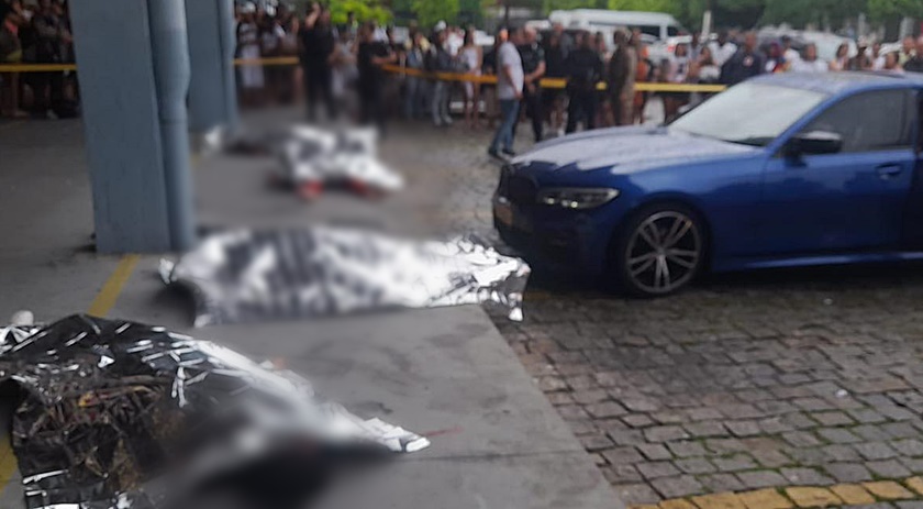 Quatro jovens morrem dentro de automóvel