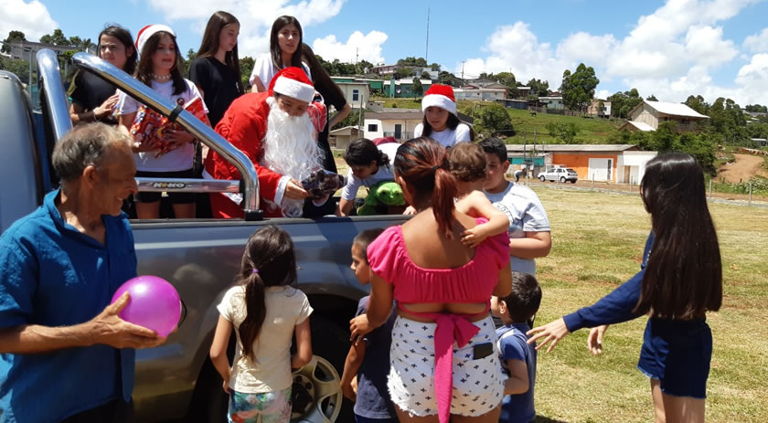 Colégio Dr. Mário  promove a 1ª Edição do Projeto Natal Solidário