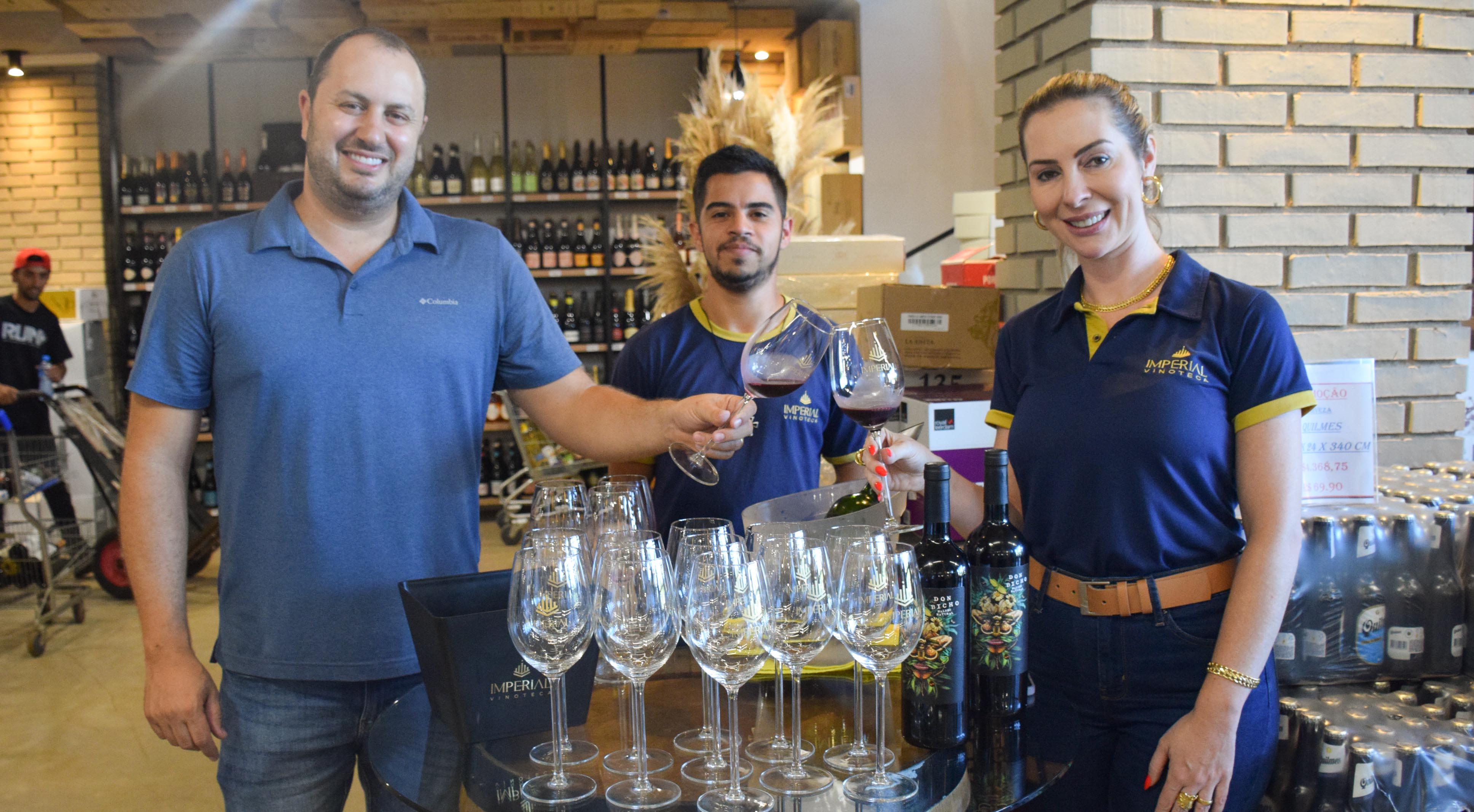 A Vinoteca Imperial apresenta degustação de vinho, gin e alfajor artesanal