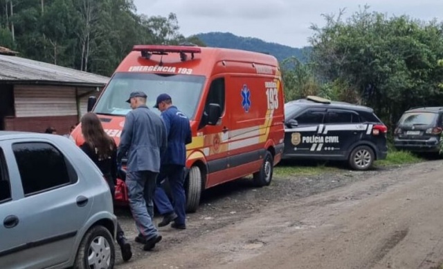 Mulher sai de casa para arrumar bomba d’água e é encontrada morta em SC