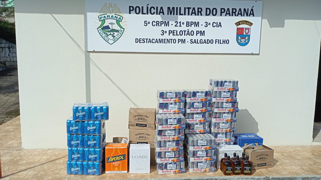 Polícia Militar apreende veículo carregado com bebidas de origem estrangeira