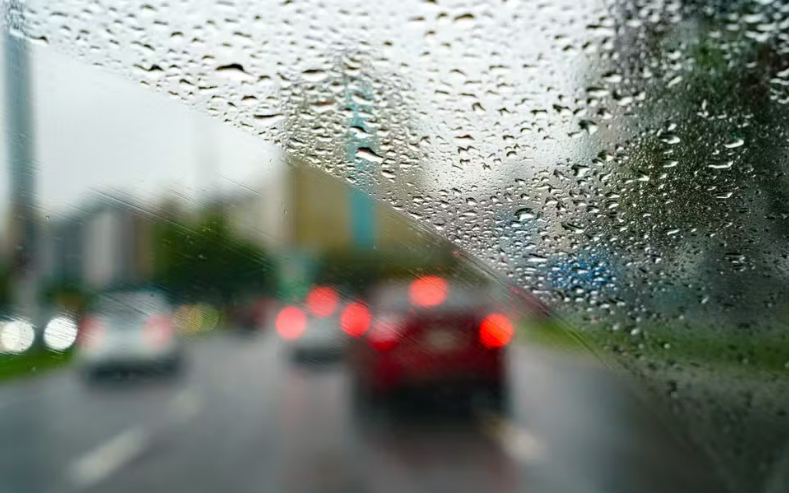 Santa Catarina tem alerta laranja para tempestades severas e ventos de até 100 km/h