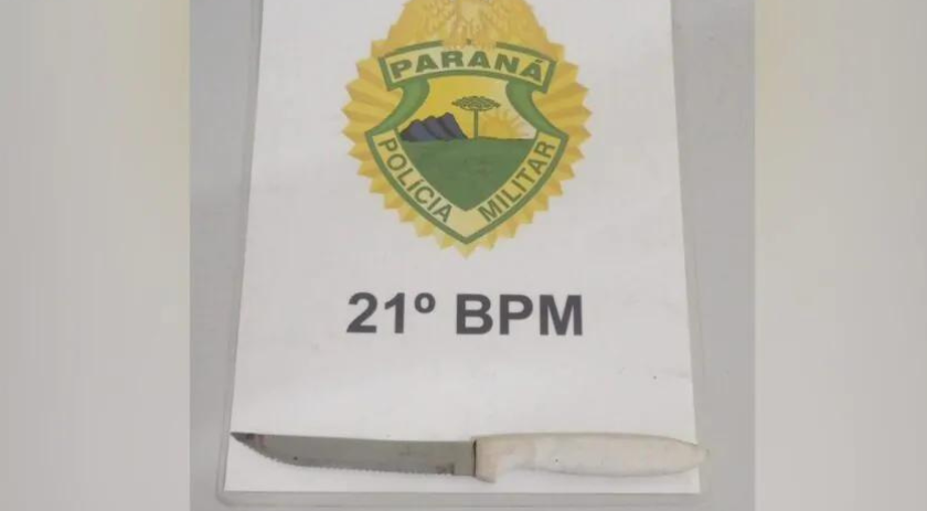 Mulher é presa após esfaquear o marido durante discussão