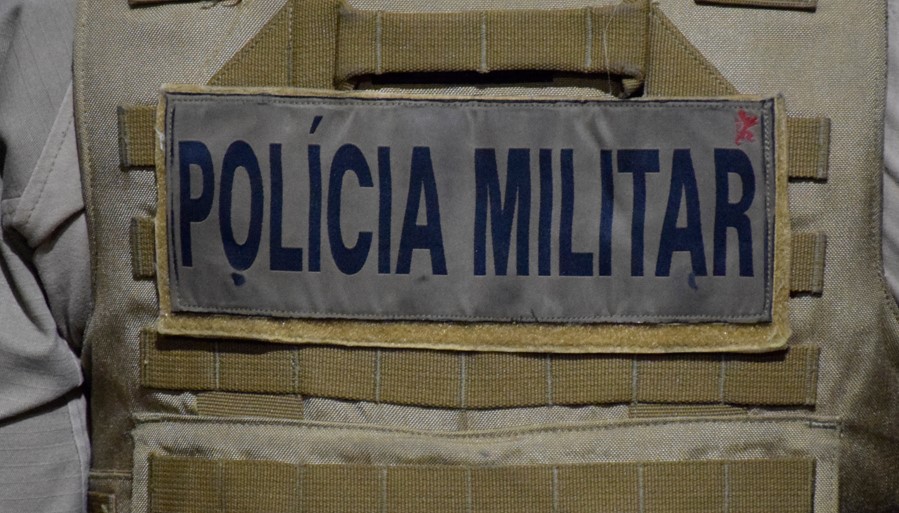 Polícia Militar registra ocorrência por permitir direção a pessoa não habilitada