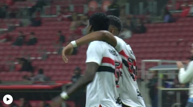 São Paulo vence o Inter no Beira-Rio e engata quinta vitória consecutiva