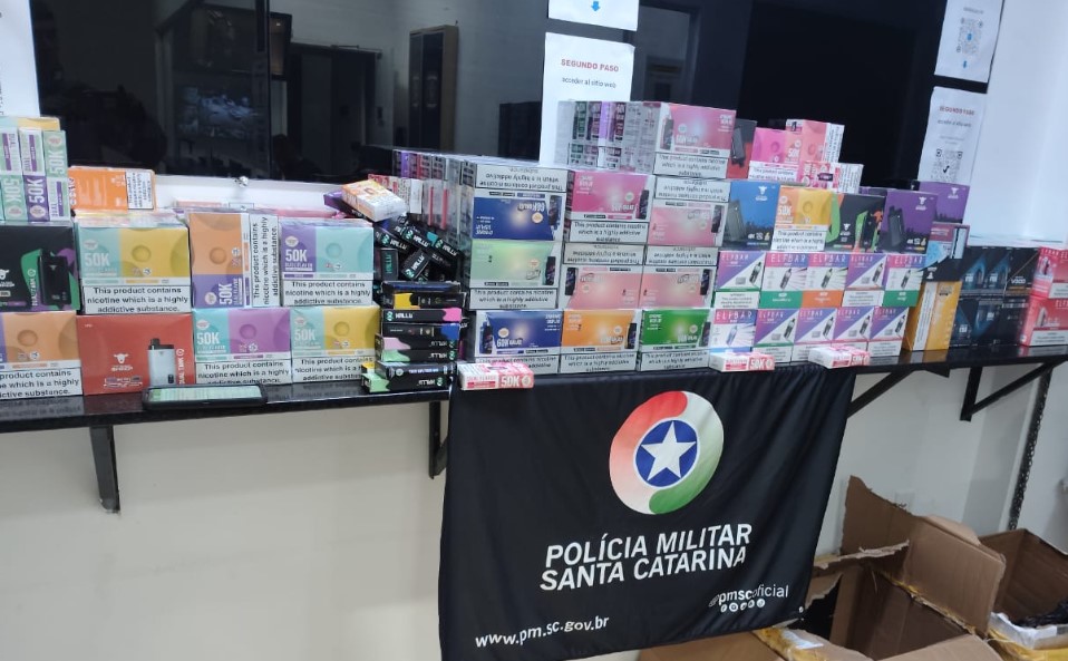 Homem é preso por contrabando e tráfico de cigarros eletrônicos