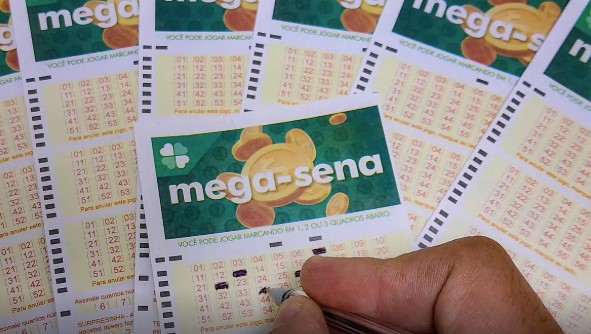 Mega-Sena acumula e prêmio deve chegar a R$ 51 milhões