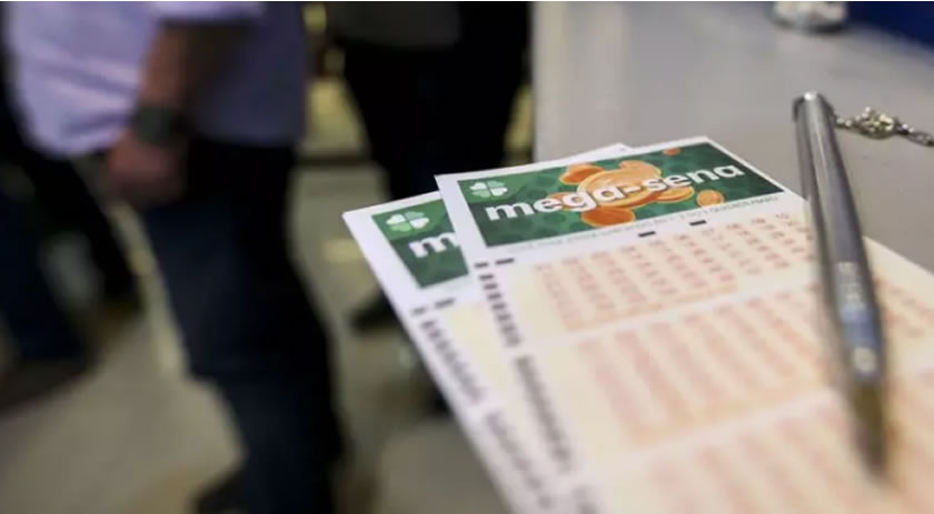 Mega-Sena acumula, mas três apostas de SC levam até R$ 90 mil