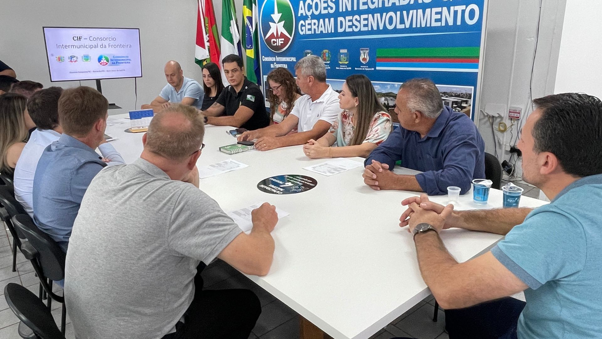 Helio Surdi assume a Presidência do Consórcio Intermunicipal da Fronteira para a gestão 2025